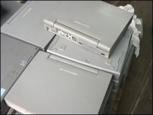 大畑商事の活動(2003年) ノートパソコン