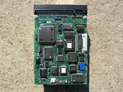 富士通　M2614ES　3.5インチ　182MB　SCSI-1　1991年
