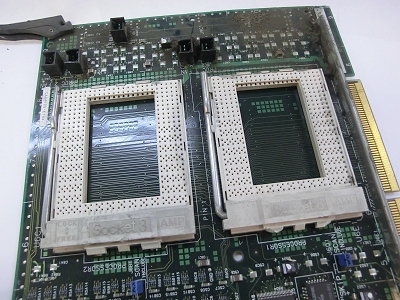 CPU：Socket8 x 2(Dual)