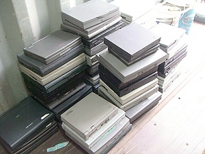 集まってきた処分･廃棄のノートパソコン