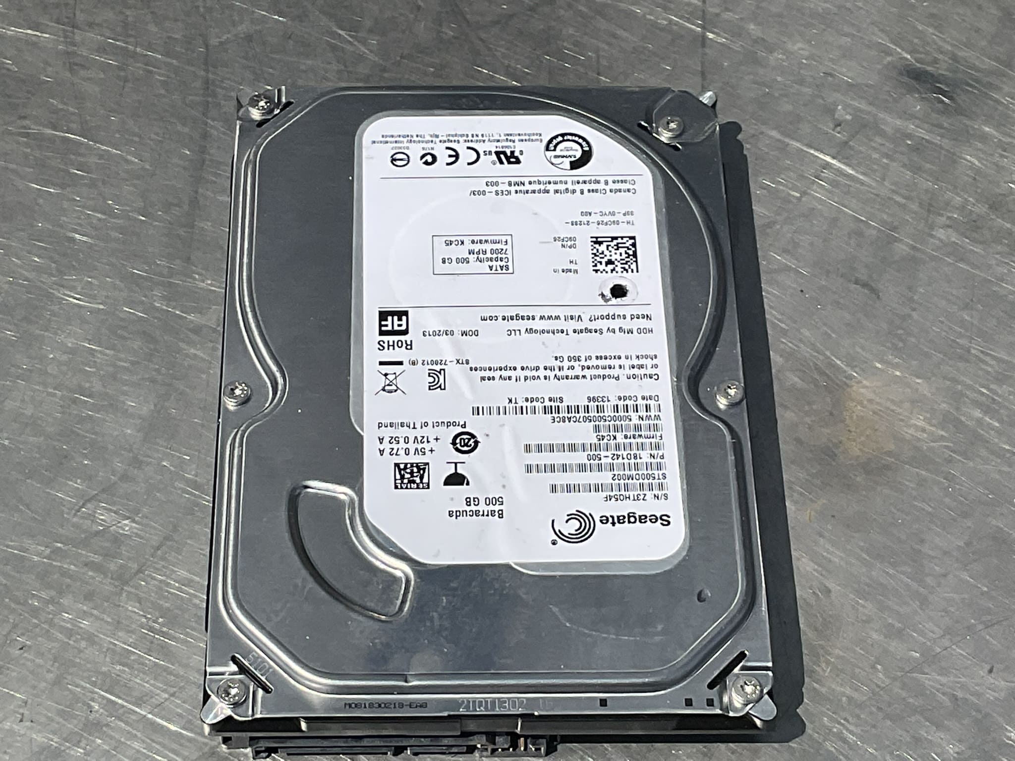 3.5インチHDD 破壊前